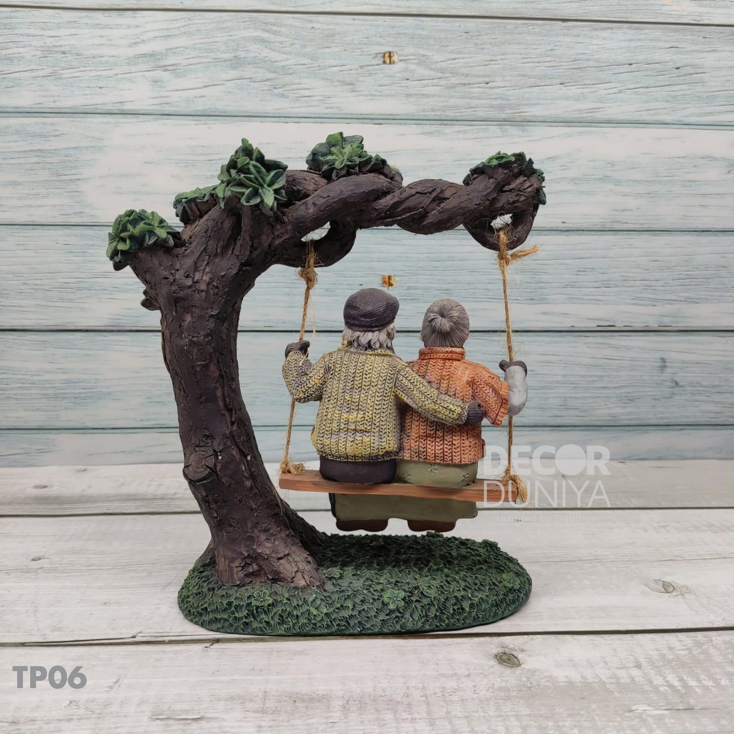 Grandma Grandpa with Swing - TP06