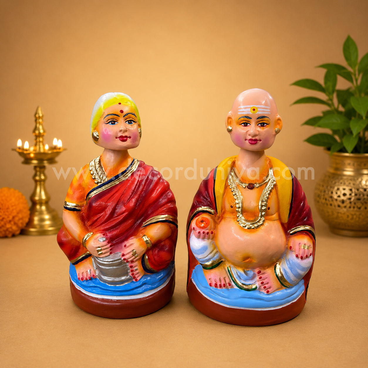 Thatha Patti | Thanjavur Dancing Doll | Height - 9 inches - TD131-CC