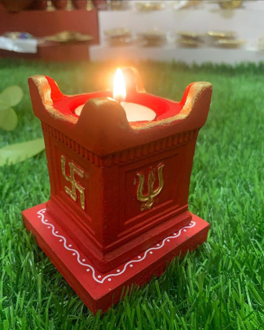 T Light with Clay Thulasi Maadam and wooden kolam base manai Size 3x3 inch-T02