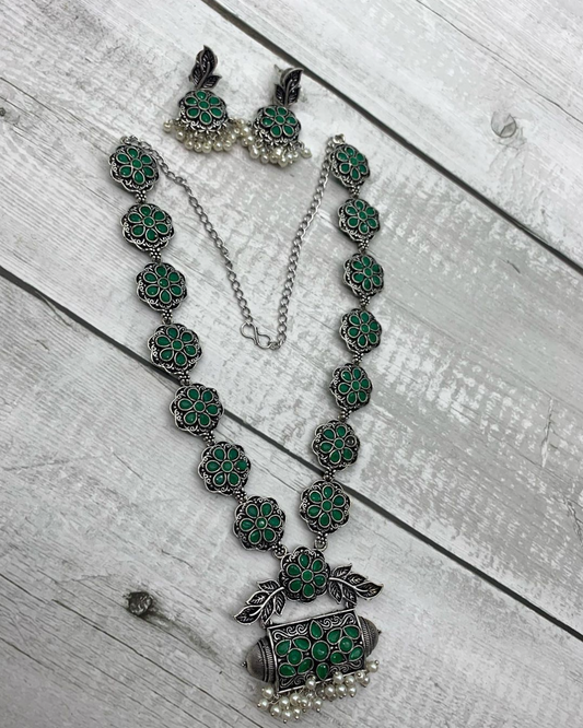Long oxidised neck set with green stone work with stud - JW08