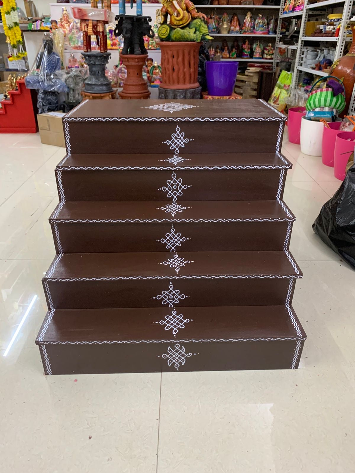 Vigraha Padi - Golu Stand - VVS11