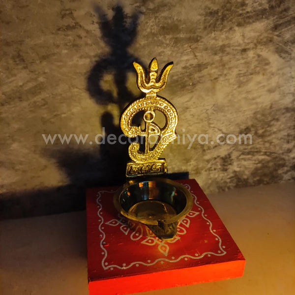 OM Shakthi Vilakku with Manai - RB14