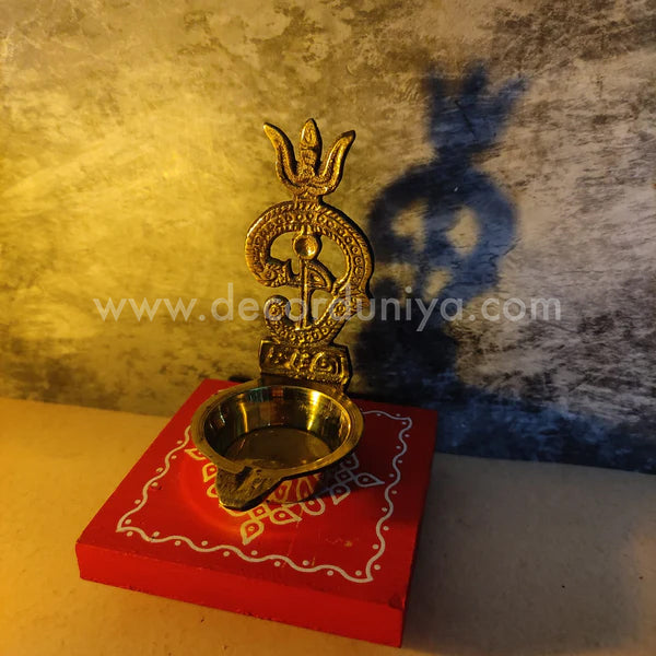 OM Shakthi Vilakku with Manai - RB14