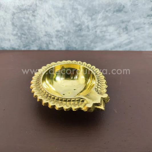 Brass Designer Vilakku - BR4-C