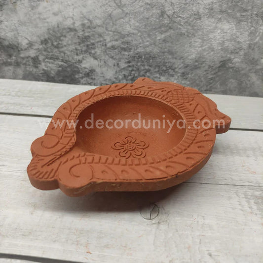 Designer Clay Vilakku - CPL05