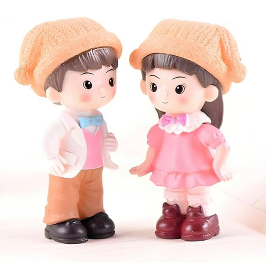 Boy and Girl miniature - M81