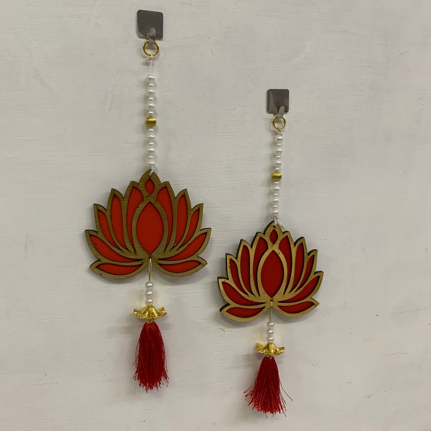 Lotus hanging - LH1