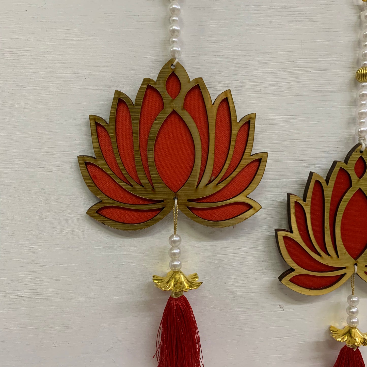 Lotus hanging - LH1