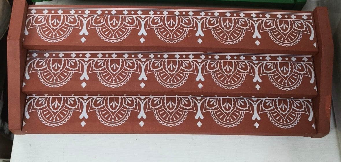 3 Step - Mini Vigraha Stand - GP205