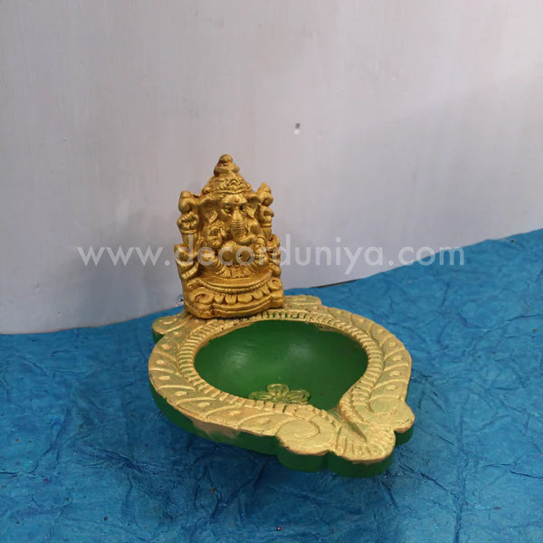 Clay Ganesha Vilakku - GV2