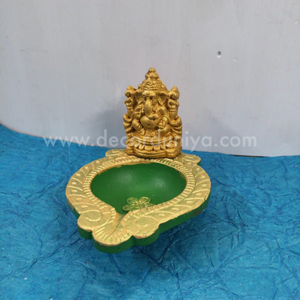 Clay Ganesha Vilakku - GV2