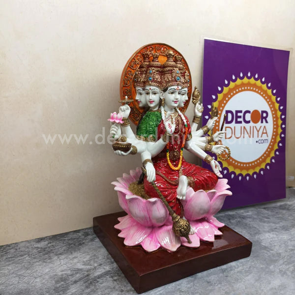 Sri Gayatri Devi - GY1