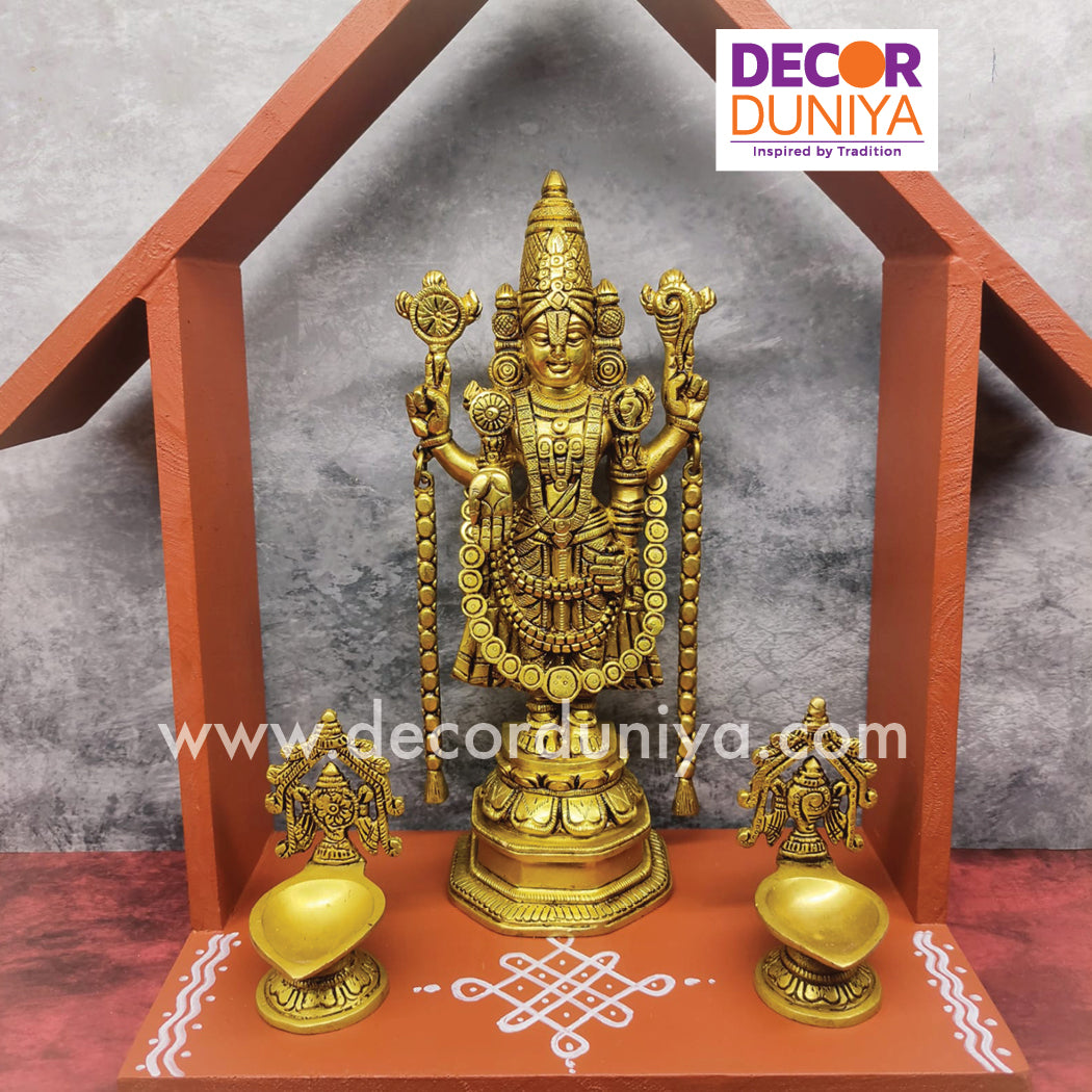Perumal, Sangu Chakra Vilakku with House Shelf | Vilakku madam - HS18