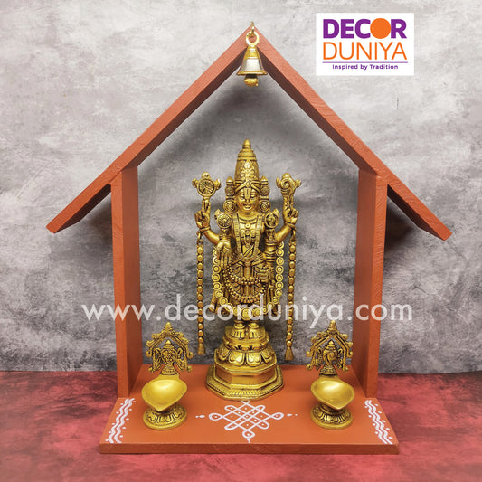 Perumal, Sangu Chakra Vilakku with House Shelf | Vilakku madam - HS18