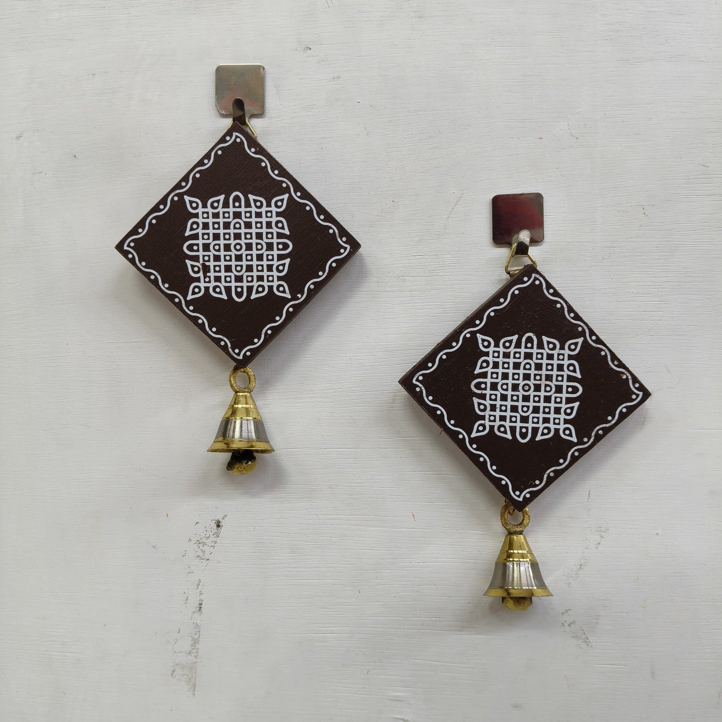 Kolam Hanging with Brass Bell - KW02