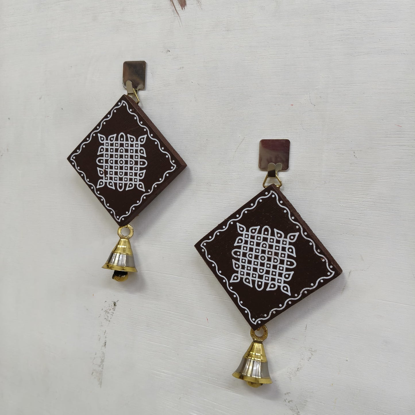 Kolam Hanging with Brass Bell - KW02
