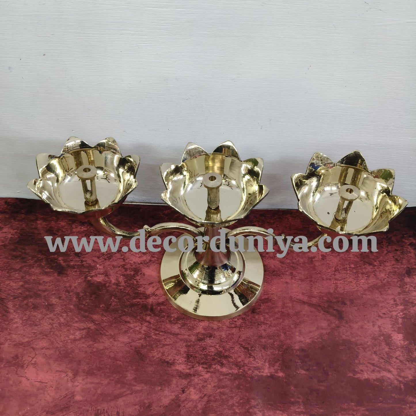 Brass Lotus Lamp / Diya / vilakku - RJ51-c