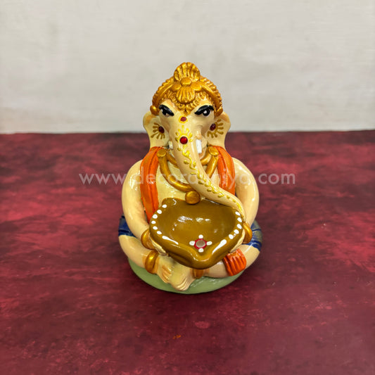 Ganesha Vilakku - VS1022