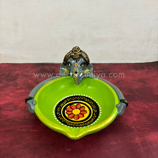 Ganesha Vilakku - VS1021