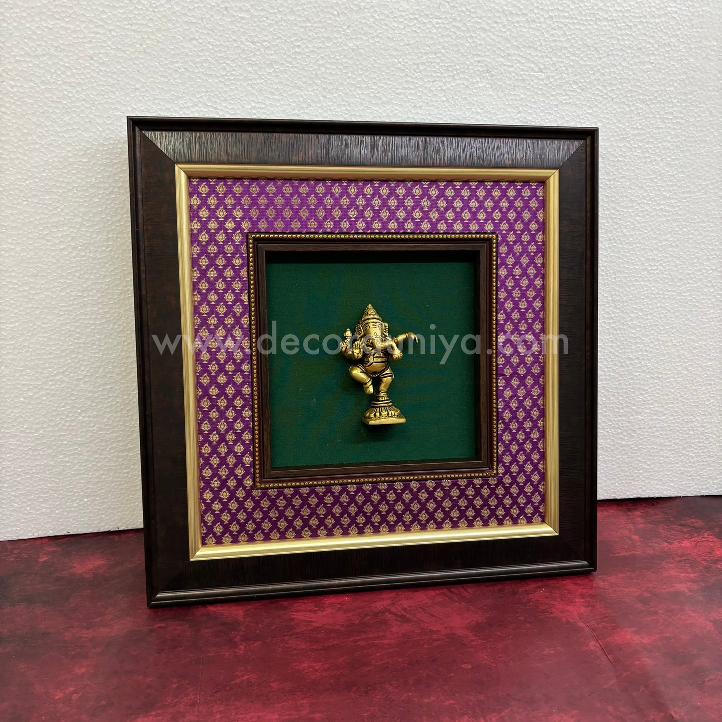 Brass Wall Hanging Frame - BH105