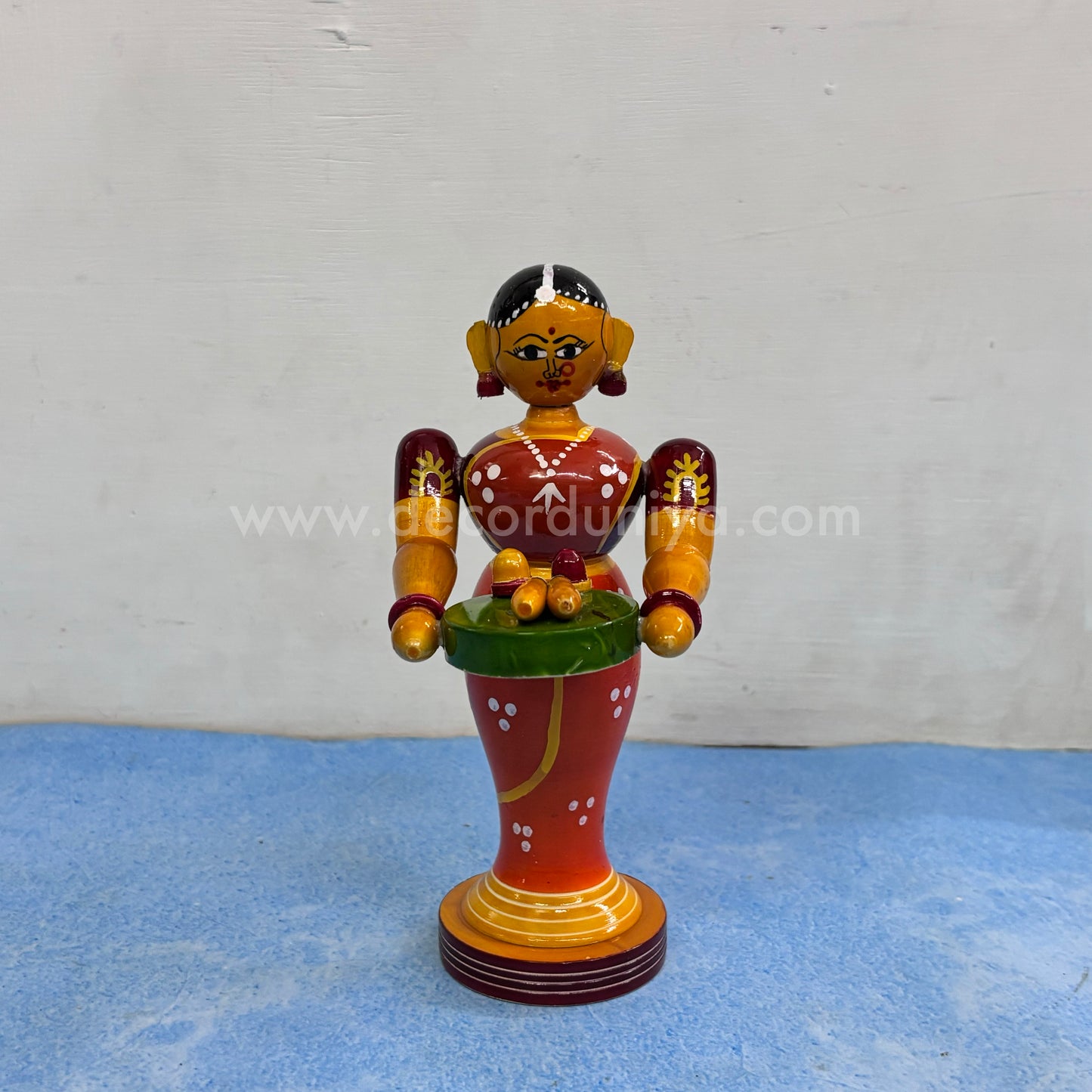 Girl with Thamboolam - KT106