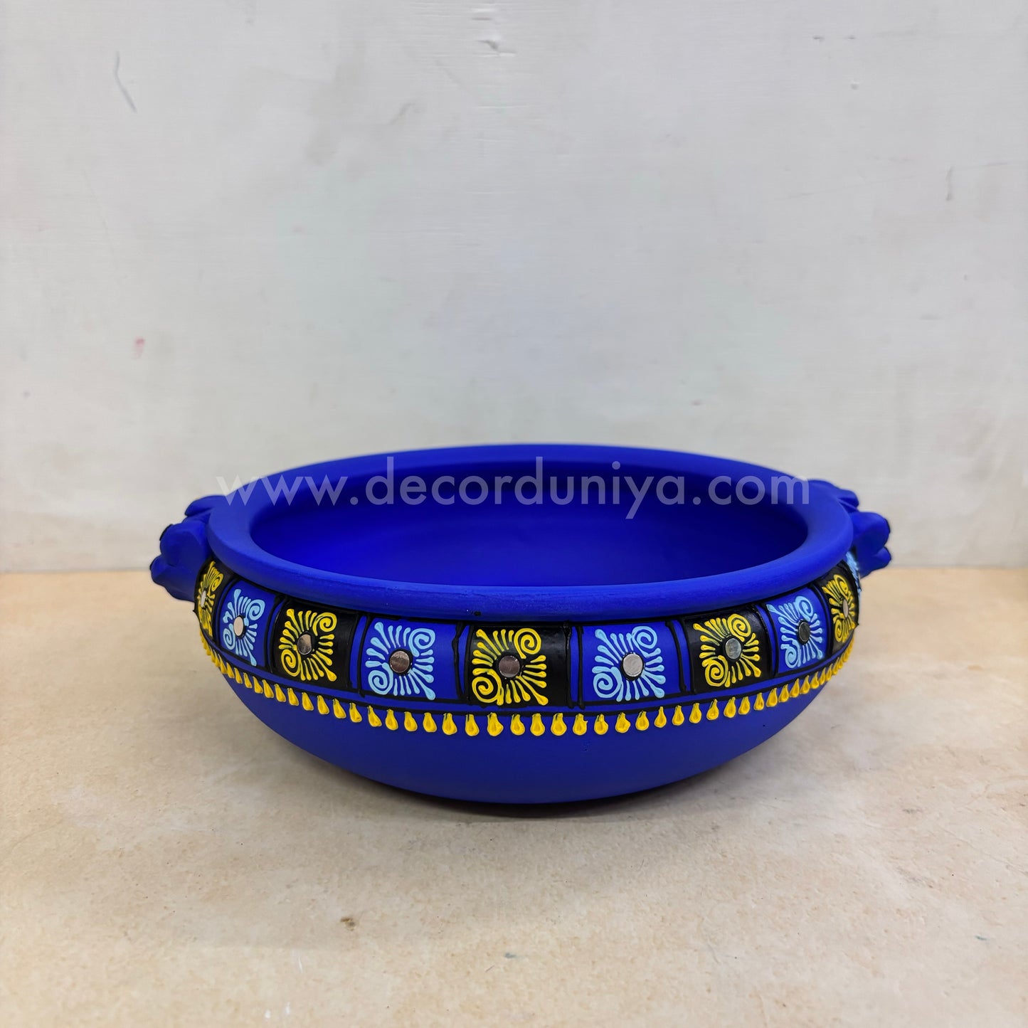 Hand Crafted Urili - VP115