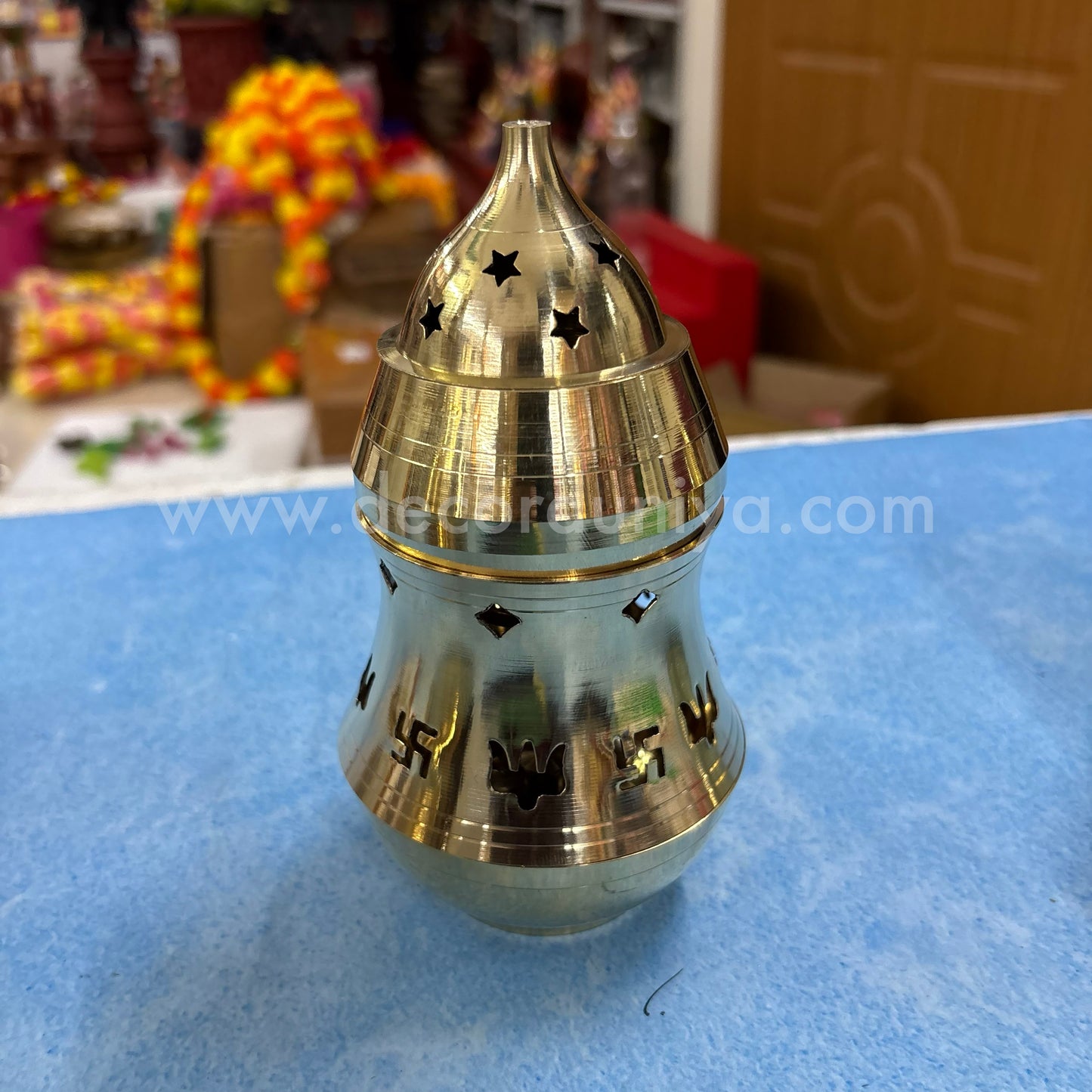 Brass Camphor Diya Diffuser | Height 6.5 inches - RB103