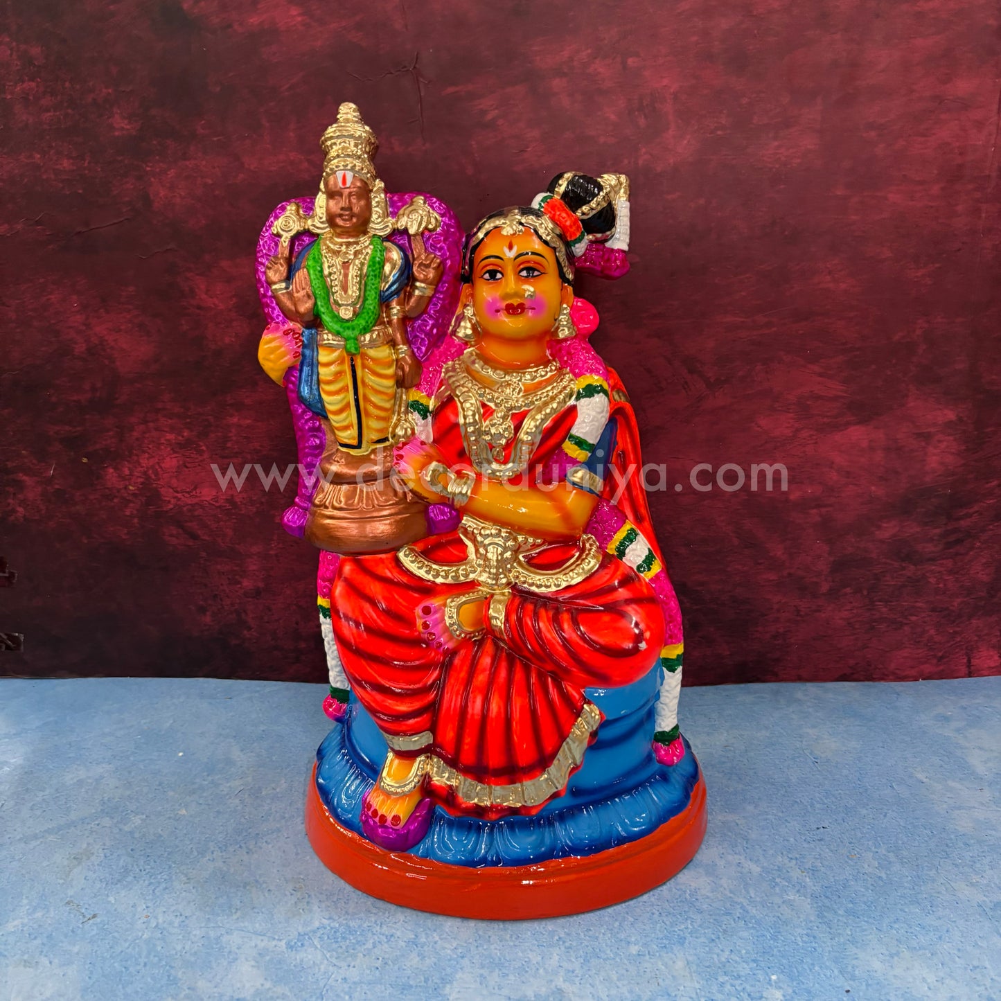 Andal Perumal - 6 inches - TK736