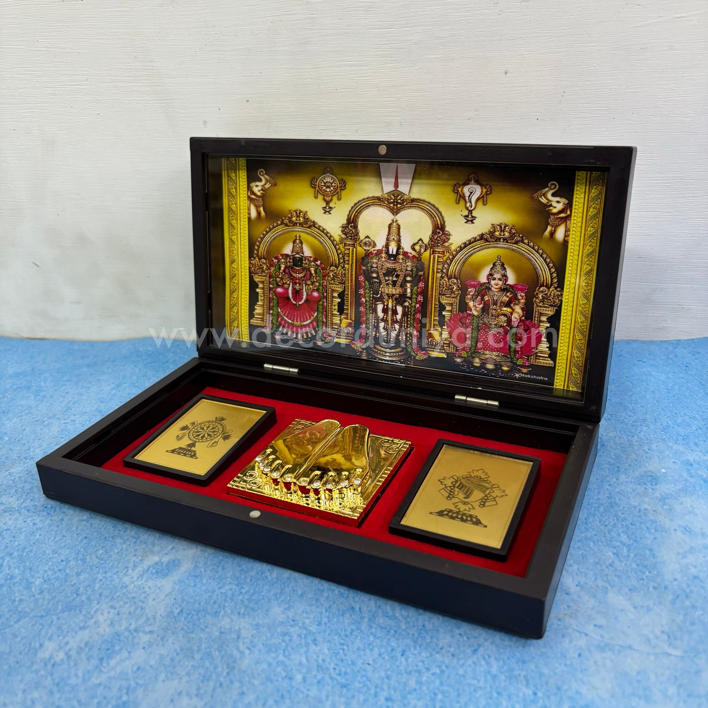 Paduka Prayer Box - Thirupathi Balaji, Padmavathi Thayar, Maha Lakshmi - KS20