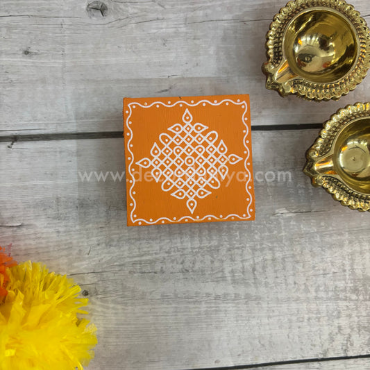 Wooden Kolam Manai - KM3O-c