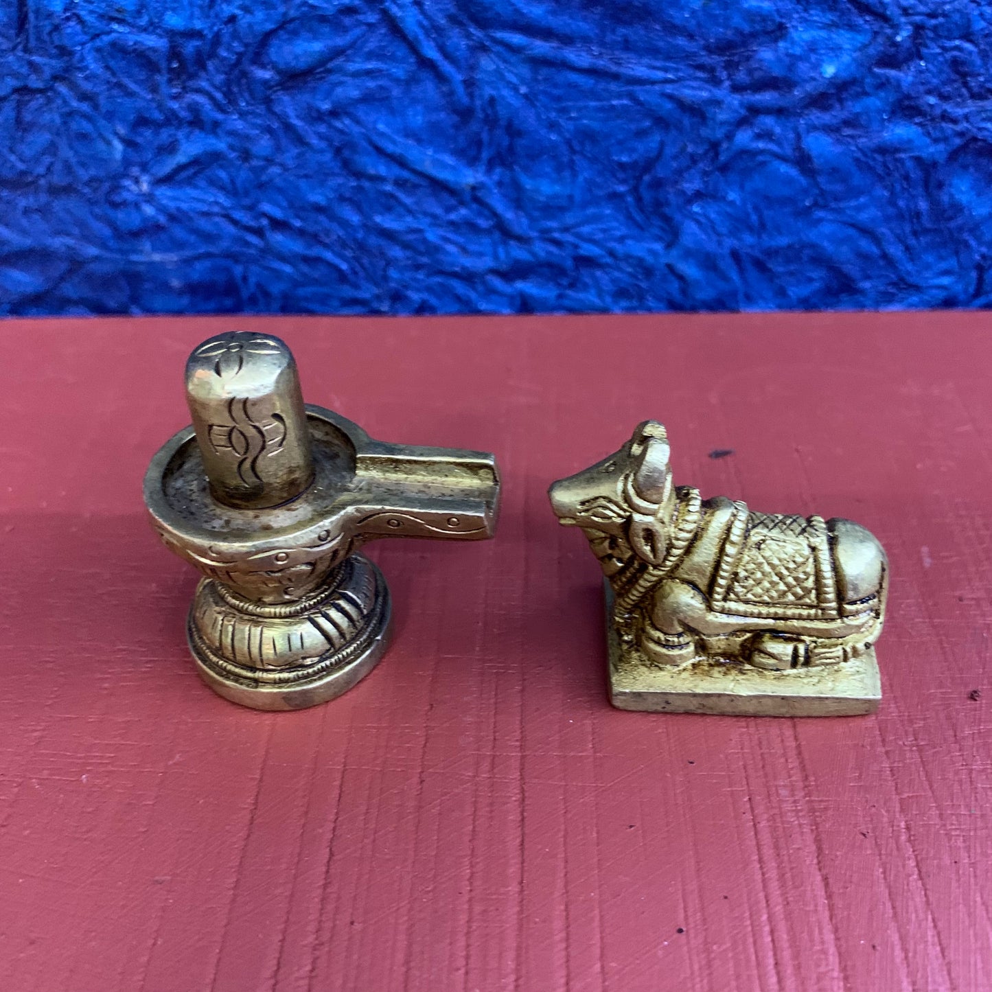 Siva Lingam and Nandi - RJLN2-c