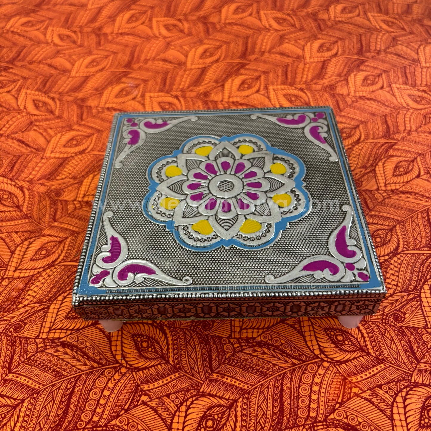 Wooden Meenakari Manai | LGM4