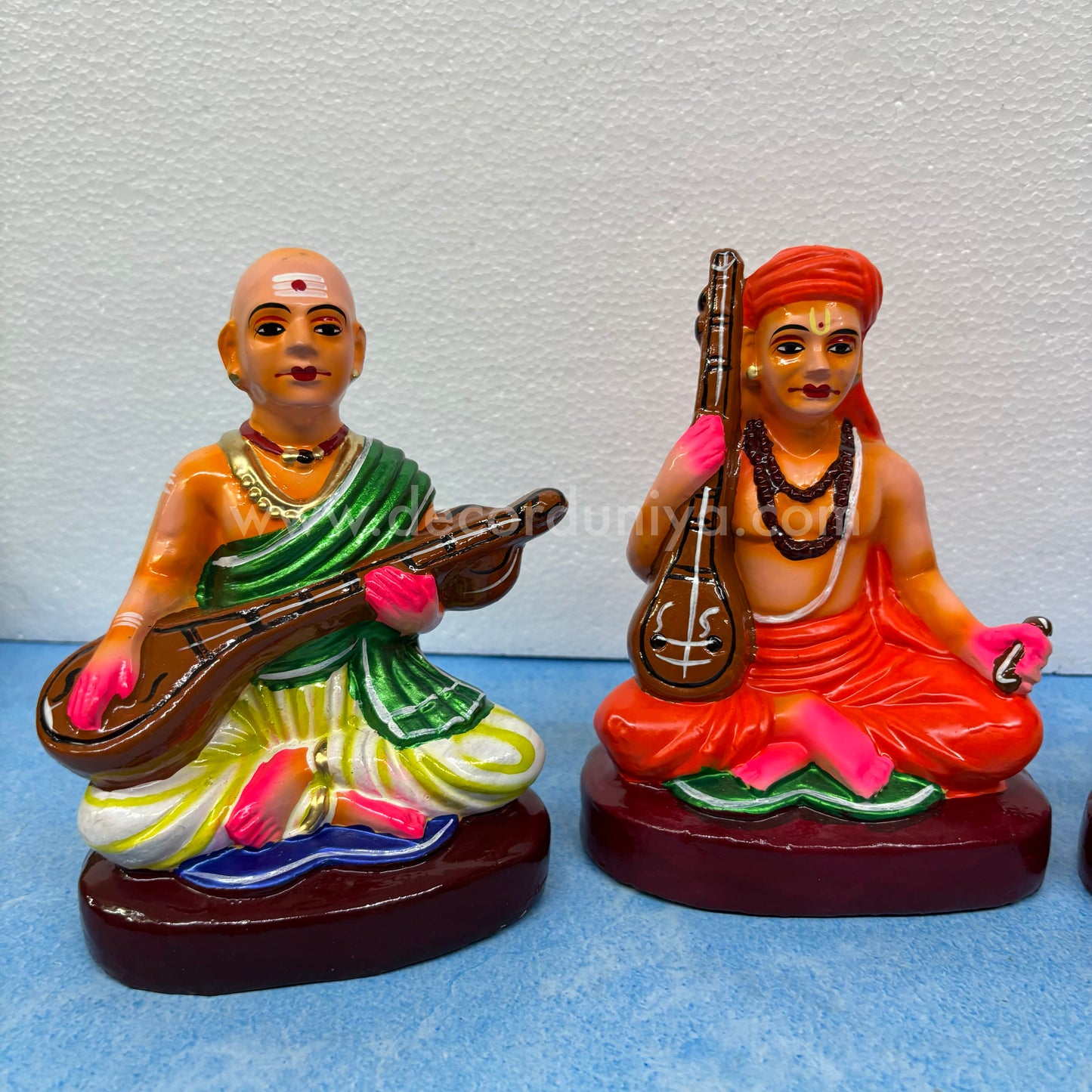 Sangeetha Mummoorthigal Clay Golu Bommai Set | Decor Duniya Golu Dolls | Navaratri Golu Bommai - TK58