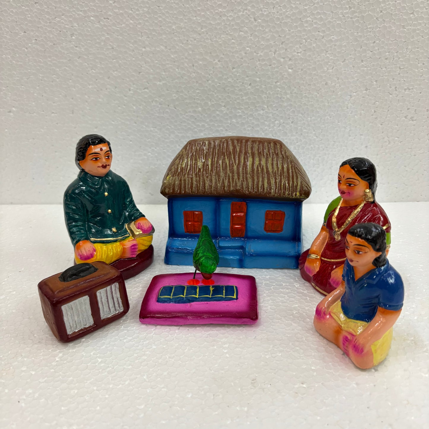 Kili Josiyam Golu Doll Set | Traditional Parrot Astrology Theme | Decor Duniya Navaratri Golu Bommai – TK133