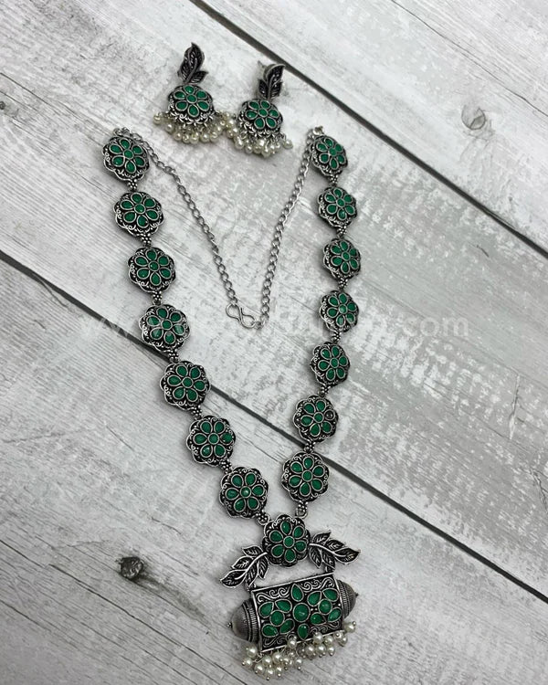 Long oxidised neck set with green stone work with stud - JW08