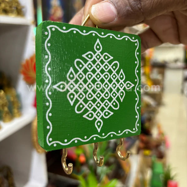 Wooden Key Holder with Kolam - KH1
