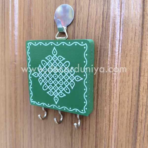 Wooden Key Holder with Kolam - KH1