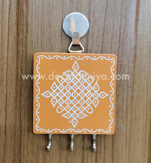 Wooden Key Holder with Kolam - KH1