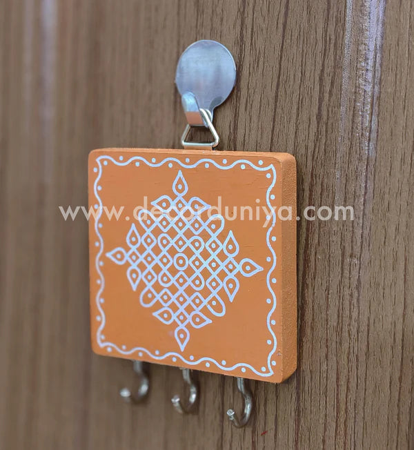 Wooden Key Holder with Kolam - KH1