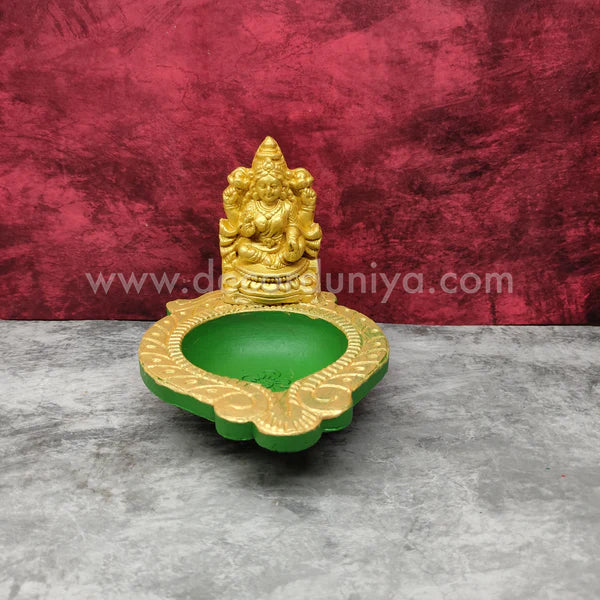 Clay Lakshmi Vilakku - LV5
