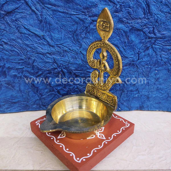 Om Vilakku with Manai - OMV1