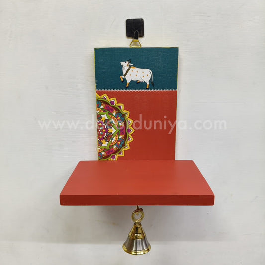 Rangoli with Pichwai Vilakku Maadam - VMS4