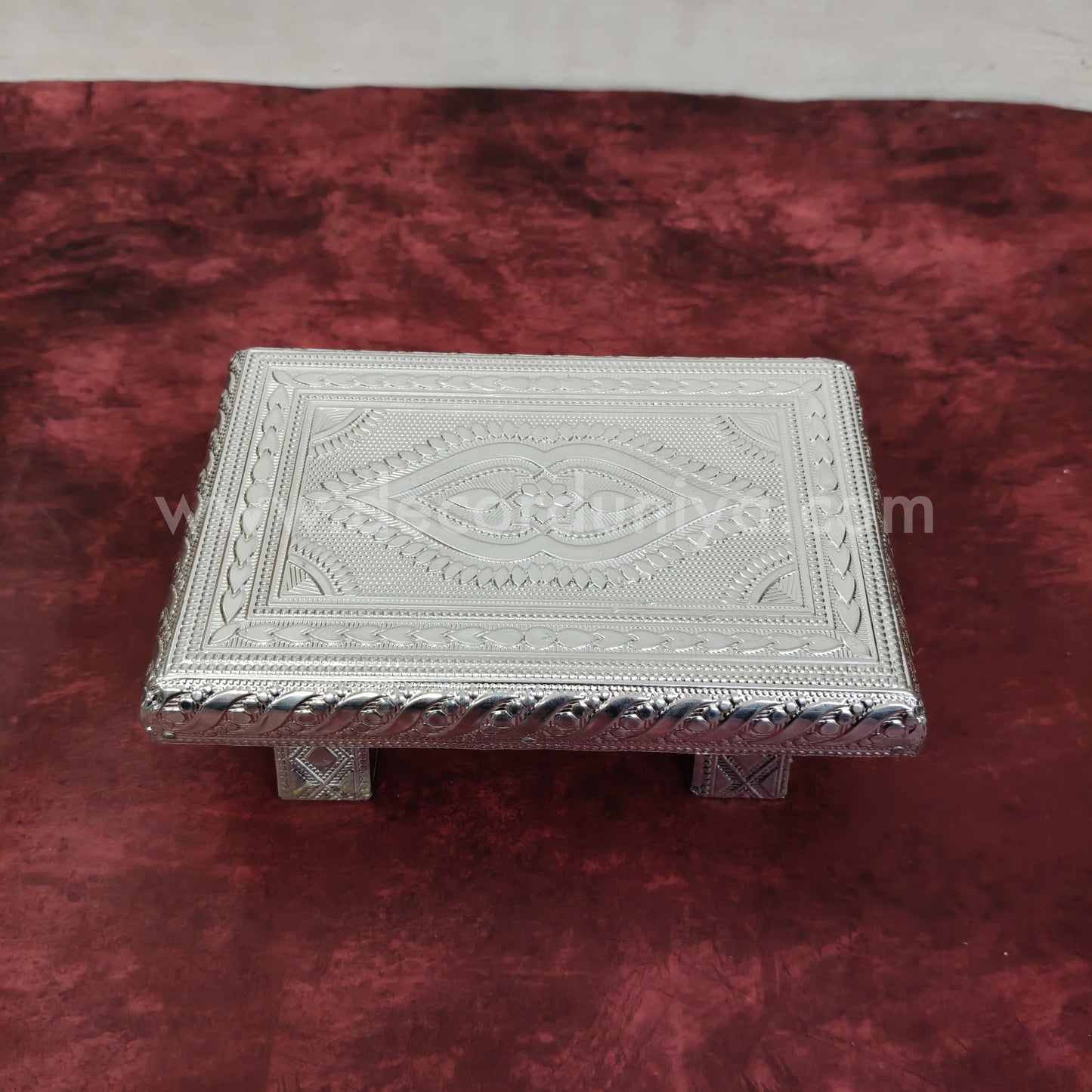 Wooden Meenakari Manai | Silver - MN120