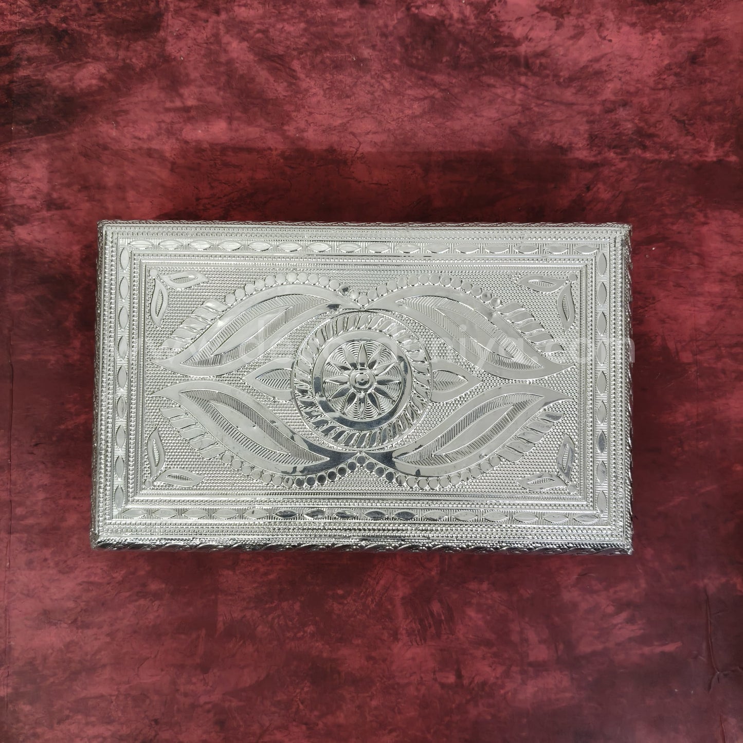 Wooden Meenakari Manai | Silver - MN121