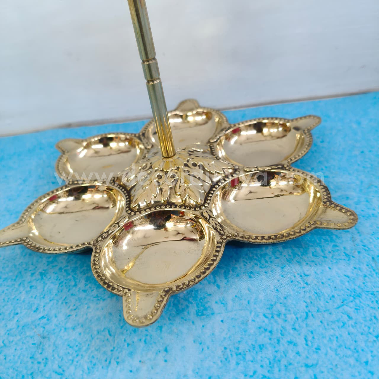 Arumugam Vel Vilakku - RB102