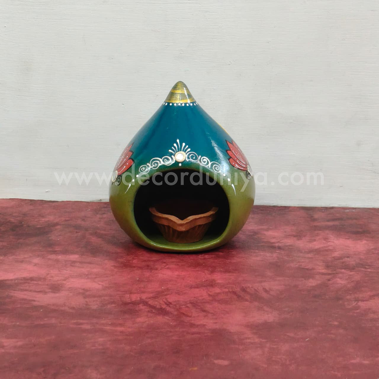 Hand Crafted Coconut Agal Vilakku - VSF1014