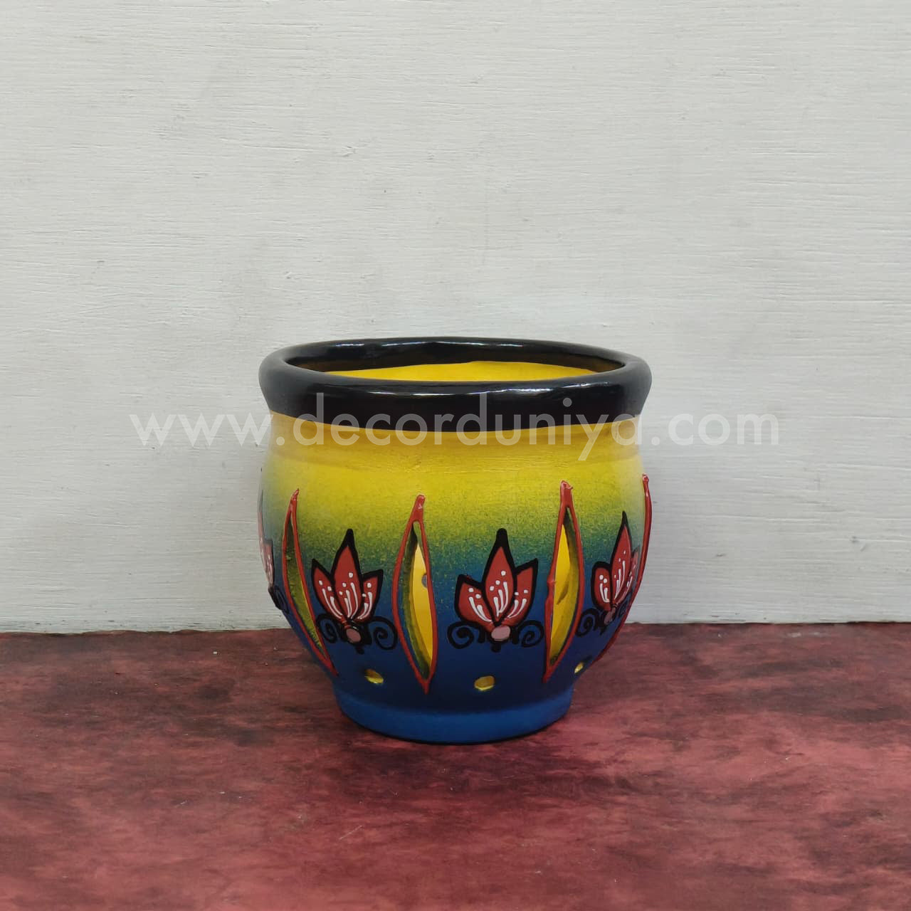 Hand Crafted T Light Holder | 1 Pc | Vilakku Holder | Candle Holder - VSF108