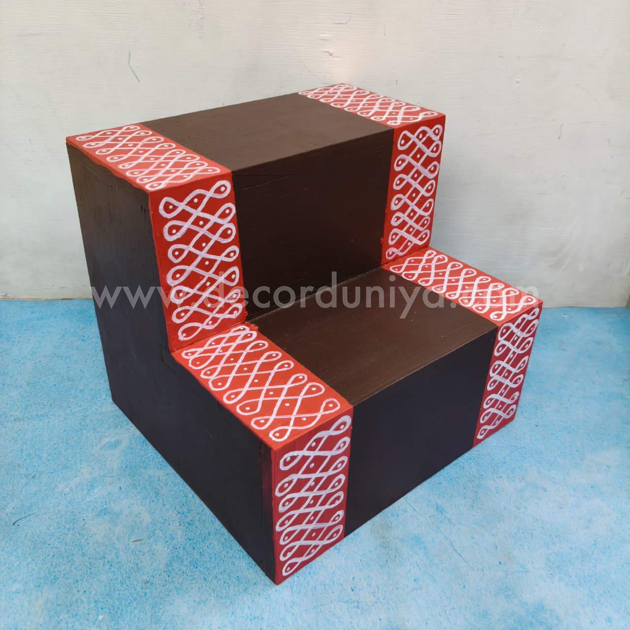 2 Step - Golu Padi | Vigraha Stand - GP203