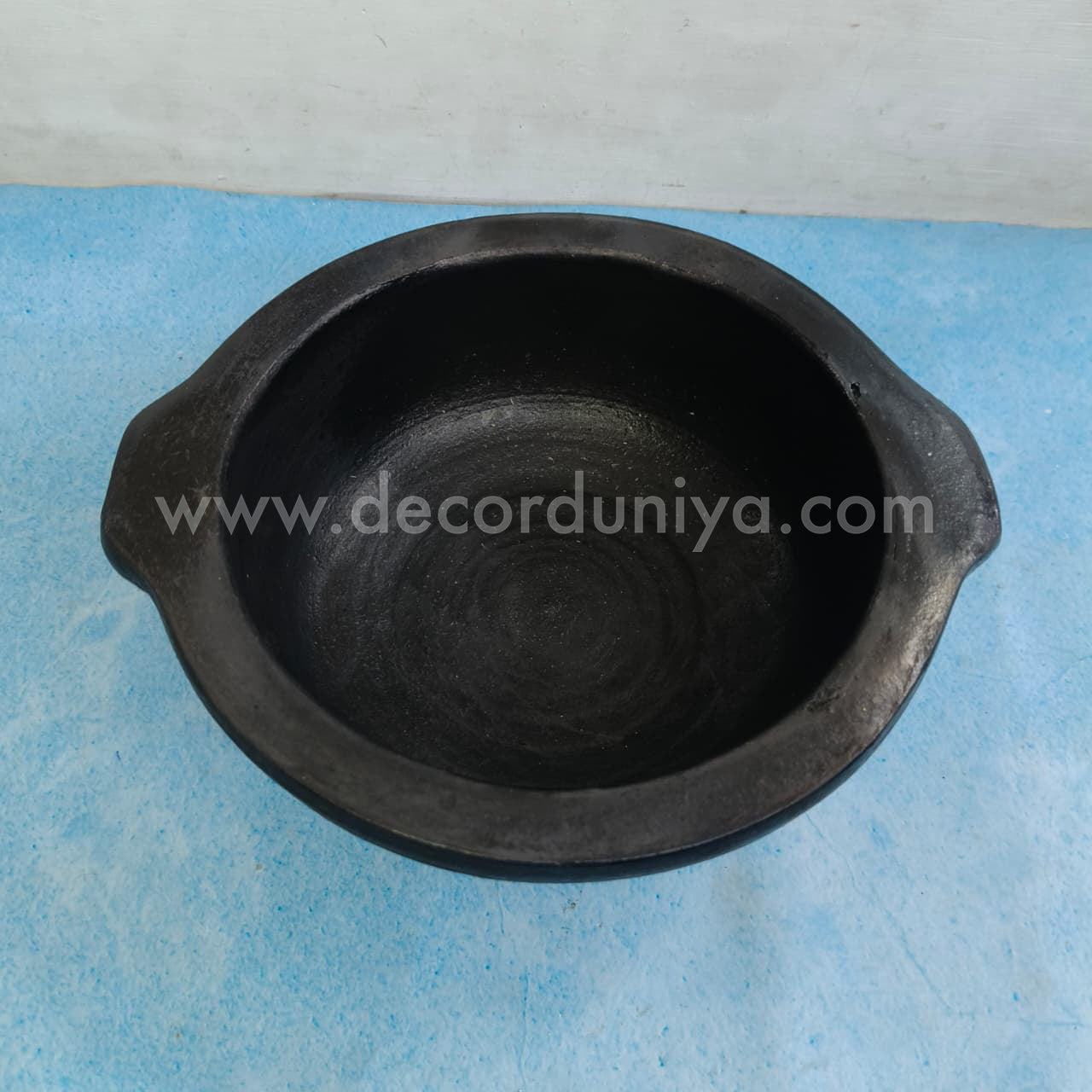 Black Pan Type Pot - B123