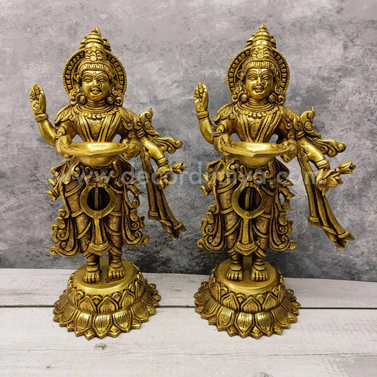 Brass Paavai Vilakku - Antique Finish Pair - PV1